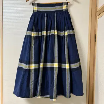 빔즈 보이 플란넬 개더 스커트