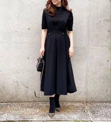 아베닐 에투알 턱 디자인 오버롤 스커트