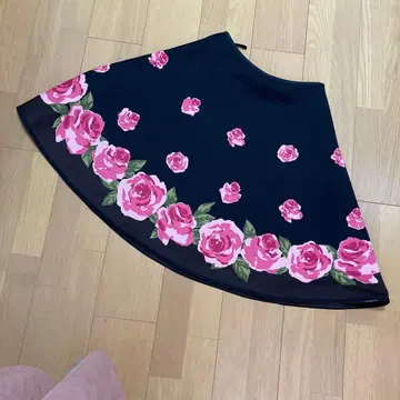 M'S GRACY 꽃무늬 플레어 스커트 사이즈 38