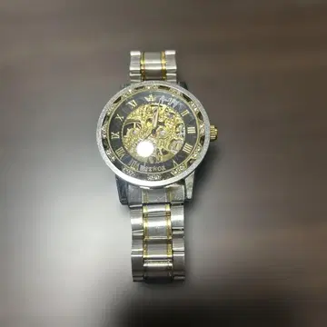 자동 와인딩 손목시계 블랙과 금