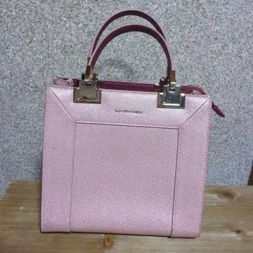 사만사 베가 핸드백