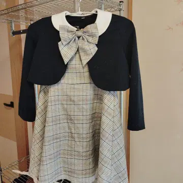 Catherine Cottage 체크 무늬 슬리브리스 원피스 120