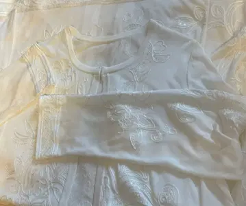 42 레오나르 화이트 가디건