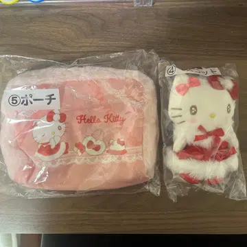 헬로키티 뽑기 4 마스코트 5 파우치