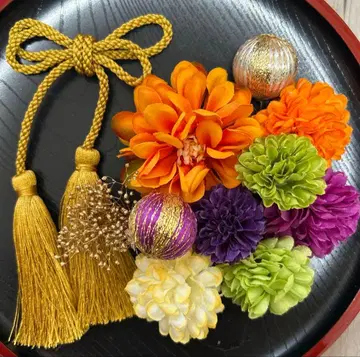 성인식 일본 의류 후리소데 시치고산 머리 장식