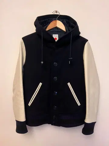 [ marka ] HOODED AWARD JACKET 바시티 자켓