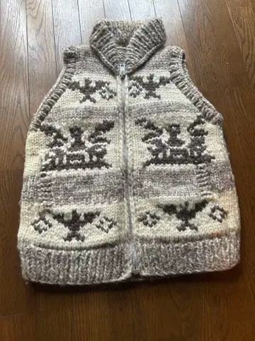 본고장 코위찬 니트 베스트