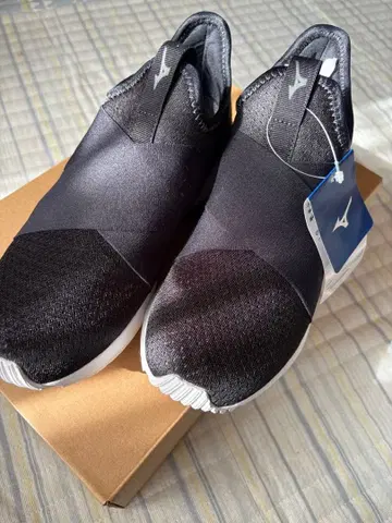 미즈노 아이즈노 에너지 블랙스니커즈 23.5cm