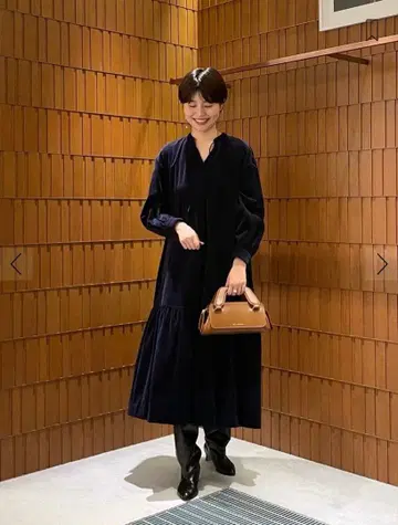 새상품급 투모로우랜드 컬렉션 원피스 36