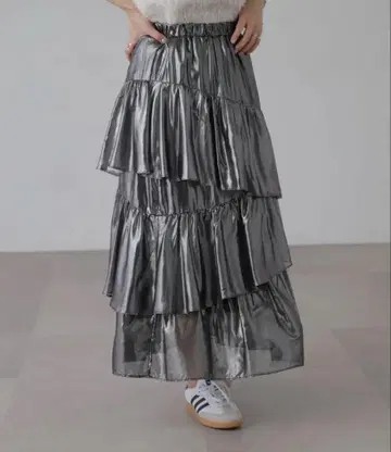 미사용 새상품 FREE'S MART 샤이니 랜덤 캉캉 스커트