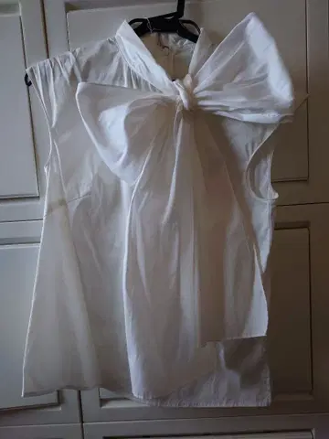 더블 스탠다드 클로징