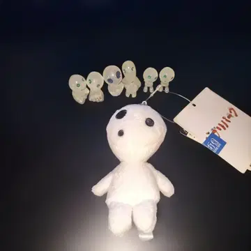 지브리파크 코다마 키링 중고