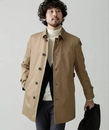 나노 유니버스 베이지 스텐카라 코트 M