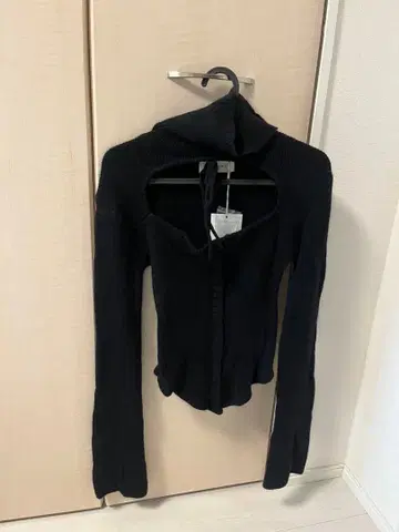 AND MARY 블랙 니트 긴팔