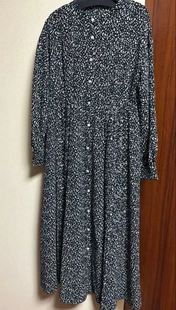 새상품급 어반 리서치 레오파드 원피스