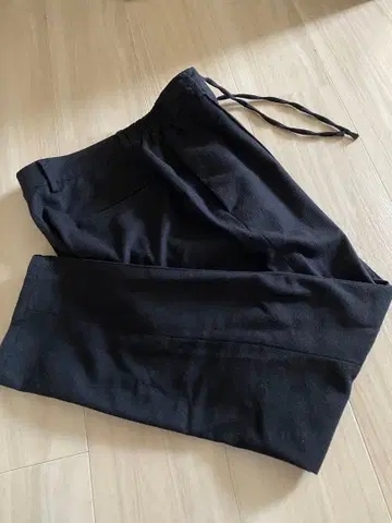 잽스 아르키비오 마사초 블랙 슬랙스 46