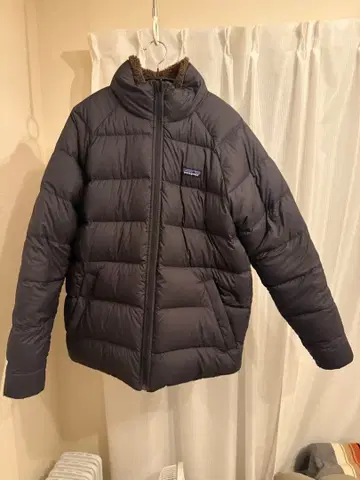 리버서블 사이런트 다운 자켓 파타고니아