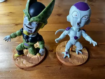 드래곤볼 흔들흔들 피규어 셀 프리저