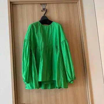 새상품급 미라 오웬 오버 블라우스