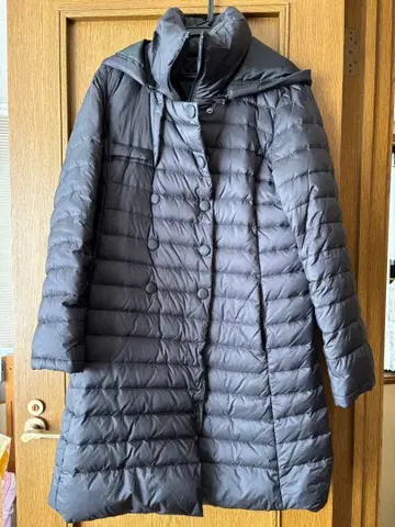 그레이 후드 부착 롱 다운 자켓