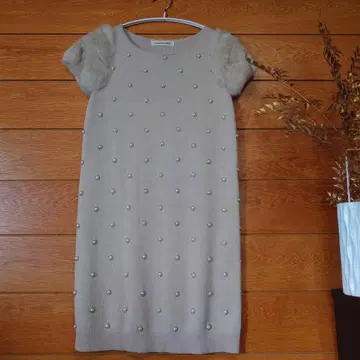 STRABERRY FIELDS 베이지 니트 원피스