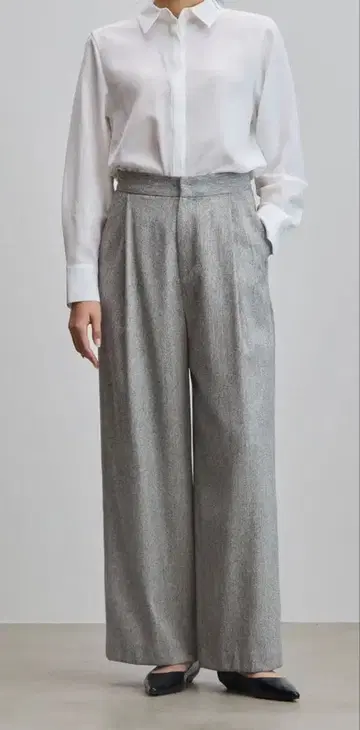 [ 새상품급 ] SOEJU 소 헤링본 턱 와이드 팬츠