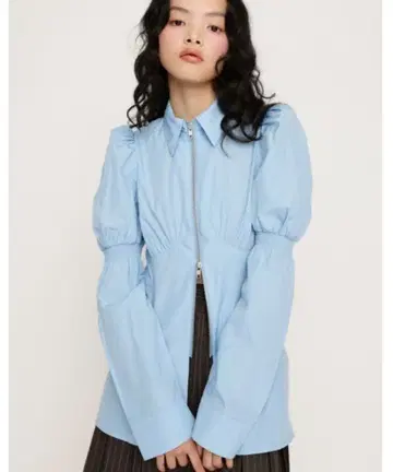SLY FRONT ZIP 프론트 지퍼 퍼프 슬리브 블라우스 블루
