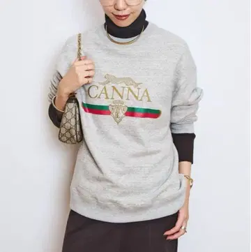 미사용 새상품 택 포함 MUSE AMERICANA CANNA SWEAT