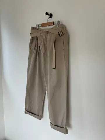 메종 에우레카 리메이크 치노 팬츠