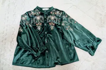 자수 블라우스 벨로아 원단 구제 의류