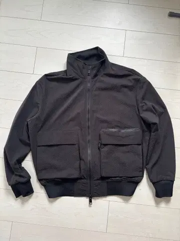 Armani Exchange 블랙 점퍼