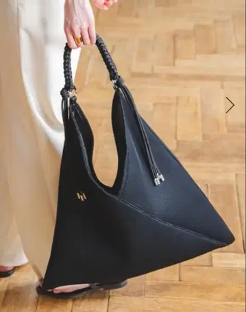 루벨니 파라코드 메쉬 백