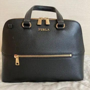 FURLA 블랙 가죽 숄더백