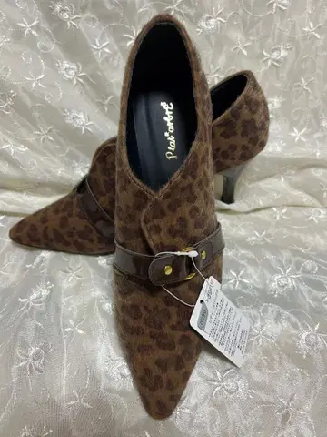 [새상품] 레오파드 무늬 스틸레토 펌프스 24.0cm