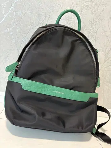 MAISON de SABRE 블랙 그린 백팩