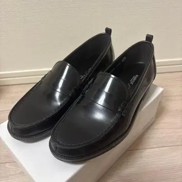 [ HARUTA x yonfa 콜라보 ] 로퍼