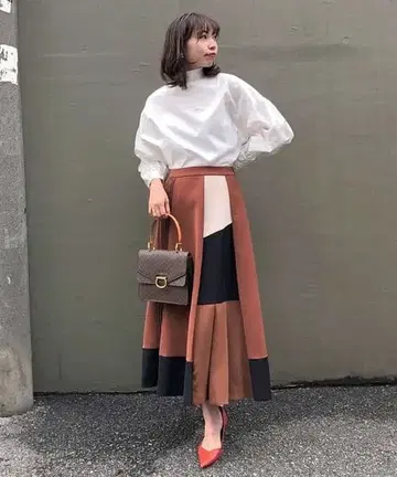 레어 AMERI COLOR SCHEME SKIRT