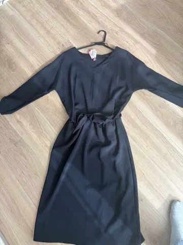 블랙 긴팔 원피스 허리 리본