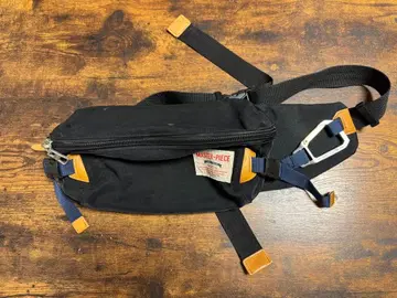 MASTER-PIECE 마스터피스 바디백 블랙