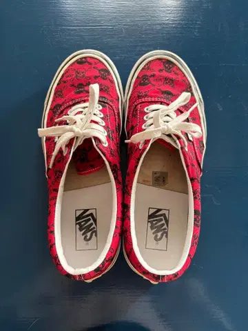 VANS 오센틱 스컬 프린트 레드 [중고]