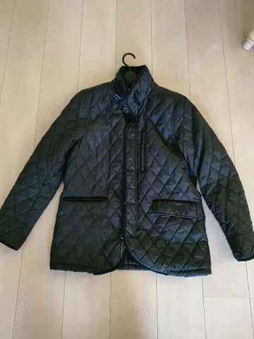 블랙 퀼팅 자켓 M 사이즈