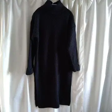 [ 미사용 새상품 ] 터틀넥 니트 원피스