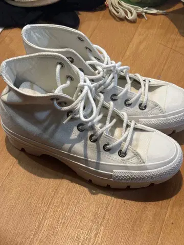 CONVERSE 하이컷 스니커즈 화이트 부츠