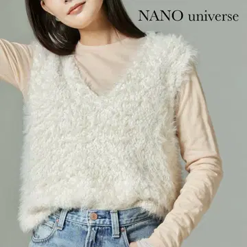 NANO universe 화이트 슬리브리스 니트