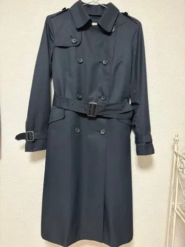 로페 네이비 트렌치코트