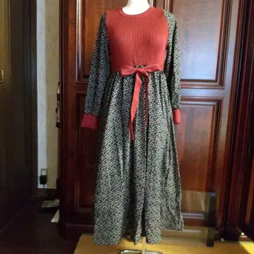 emit+ 빨간색 블랙 롱 원피스 M