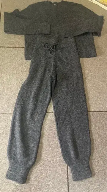 Mila Owen 그레이 팬츠 셋업 사이즈 0