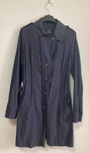 [ 23구 ] 블랙 얇은 소재 트렌치코트 사이즈 38