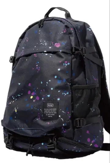 kiu 스플래터 프린트 백팩