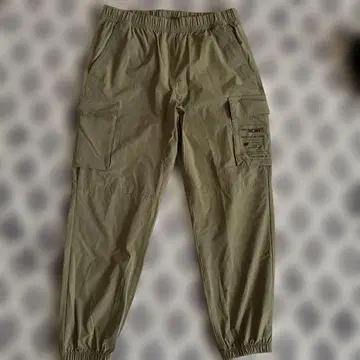 뉴발란스 카고 팬츠